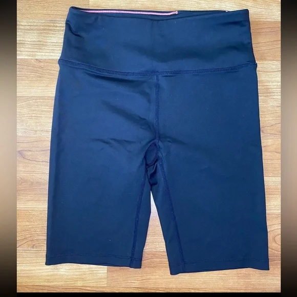 Calvin Klein Performance biker shorts - Picture 2 of 4